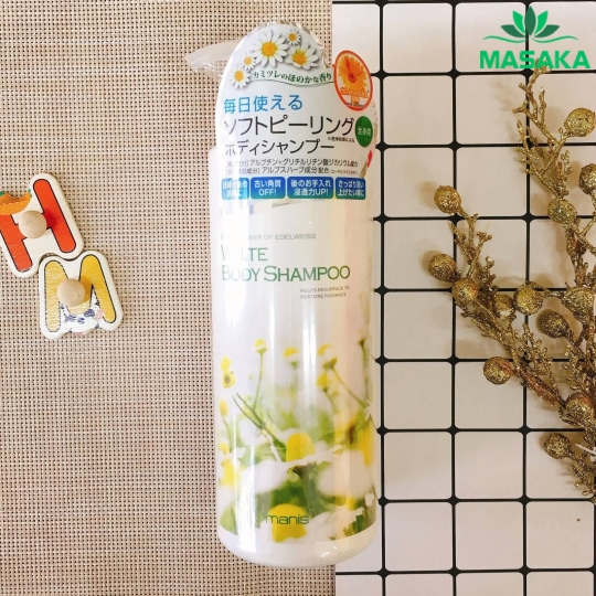 SỮA TẮM TRẮNG DA MANIS (HƯƠNG HOA CÚC)