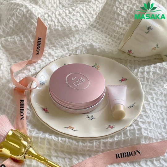 PHẤN PHỦ DƯỠNG DA CLUB SUPPIN POWDER C HƯƠNG HOA HỒNG 