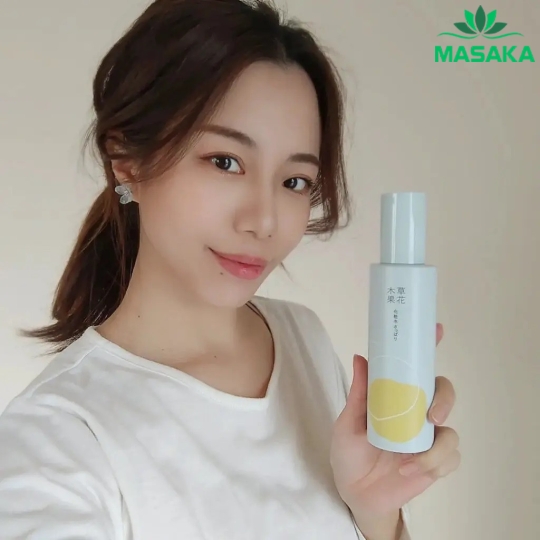 NƯỚC DƯỠNG DA SE KHÍT LỖ CHÂN LÔNG SOKAMOCKA
