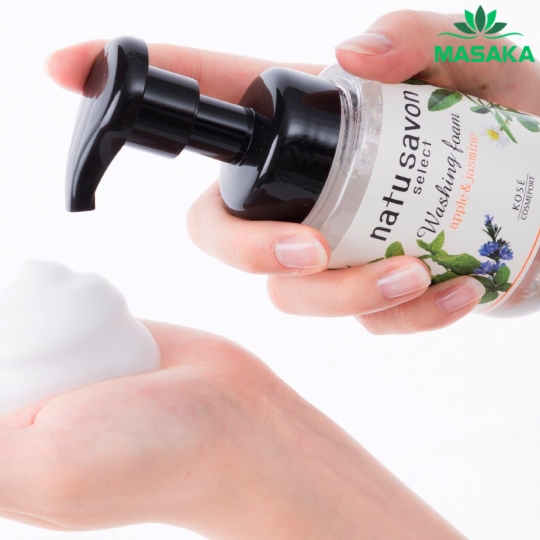 SỮA RỬA MẶT TẠO BỌT SOFTYMO KOSÉ NATU SAVON HƯƠNG HOA NHÀI VÀ TÁO (CHAI 180 ML)