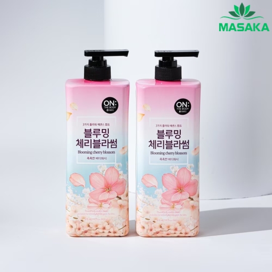 SỮA TẮM ON) FLOWER CHERRY BLOSSOM BODY WASH 900